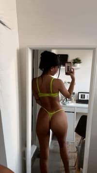 Ass And Legs From The Back, Now Hit It