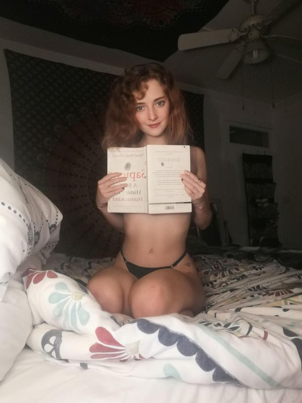 Picture by kissesglitter showing 'Sassy, Sexy Babe Vibes—I'm Undeniable! F18' number 1
