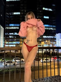 Picture of 'Risky Tit Flashing In The Big City'